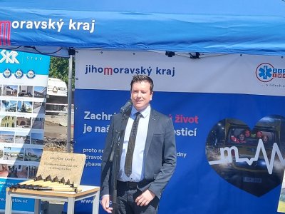 Začala stavba moderních výjezdových základen v Bučovicích a Slavkově u Brna